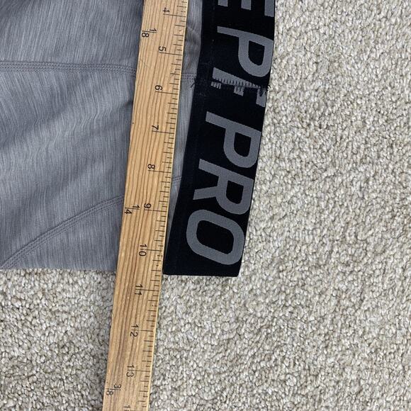 Nike Pro Women Extra Small Athletic Shorts Dri-fit 4.5" Inseam J17 - Picture 4 of 6